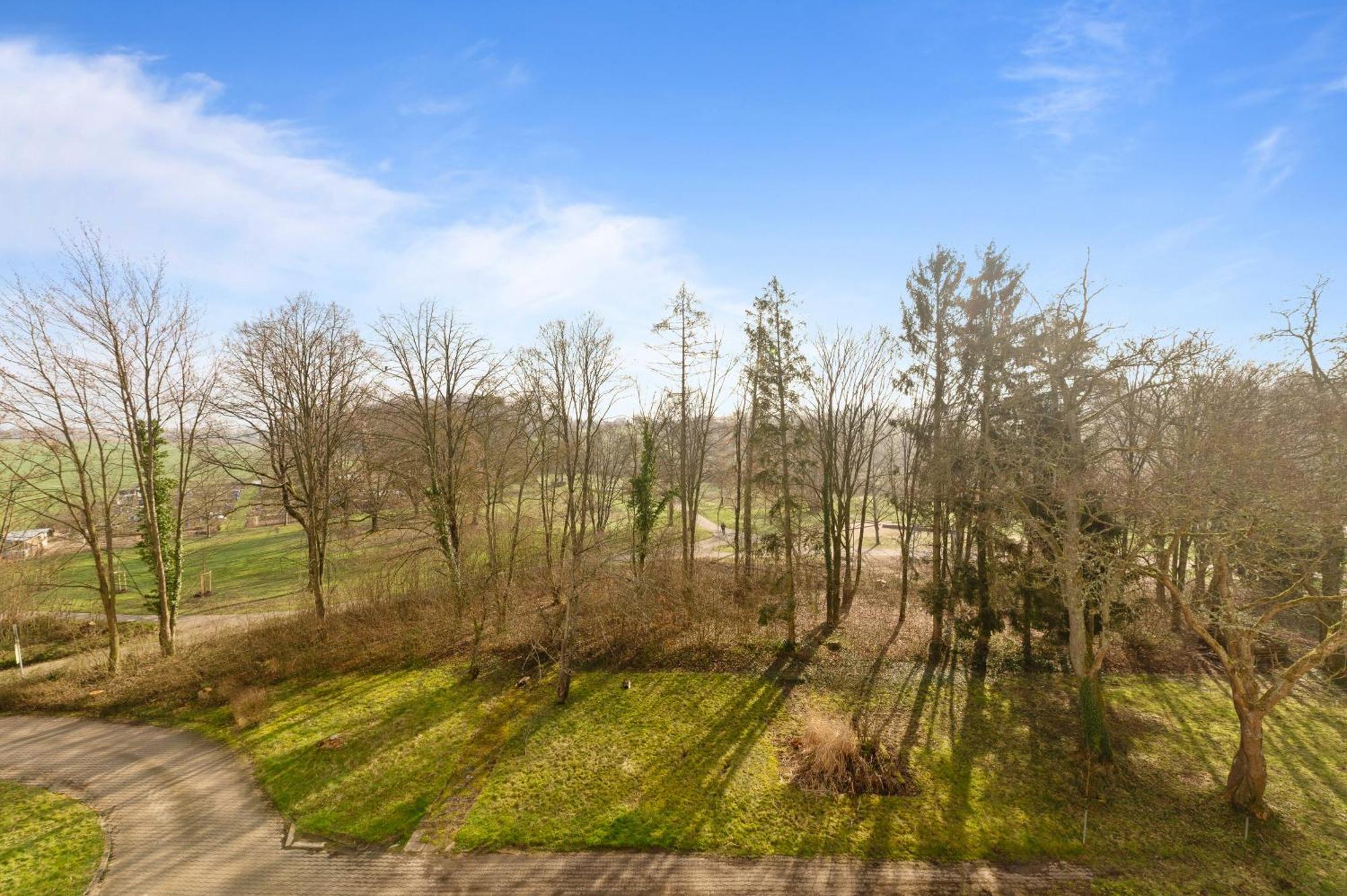 Roomfall Am Kurpark Mit Blick Ins Gruene-Parkplatz-Waschmaschine-Kueche-Wifi باد رابينو المظهر الخارجي الصورة